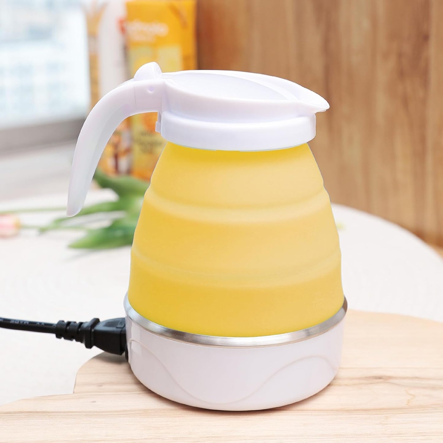 Electric Kettle - Portable and Foldable